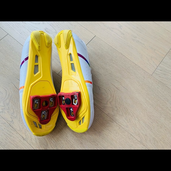 Soul Cycle  rainbow Limited Edition  Soul Cycle Cycling - Picture 5 of 10